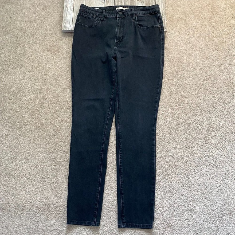 Levi's 721 W 31 / L 30 Black High Rise Skinny Jean Actual W 29.5 x I 28 3/4